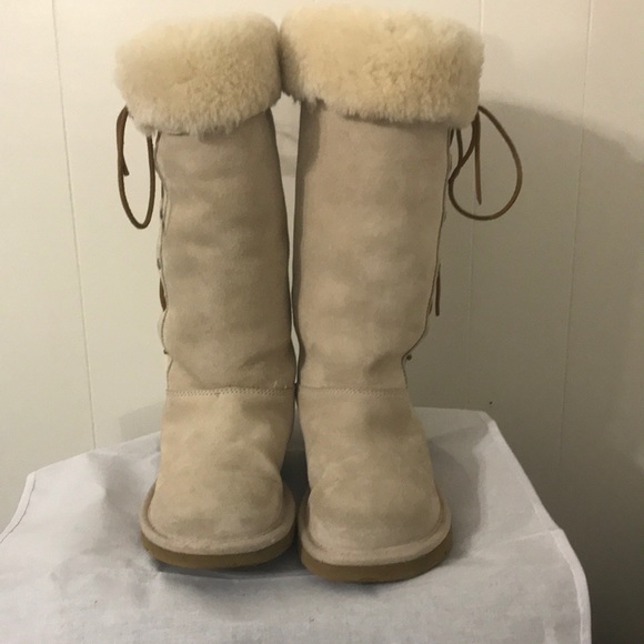 Ugg Tall Side Lace Up Boot - Picture 3 of 7